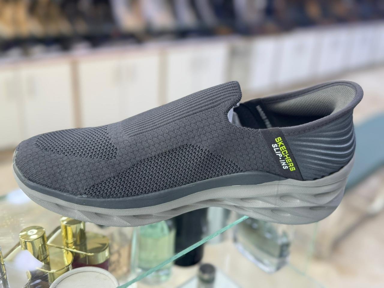 Ultra Comfort Sneaker - Image 6